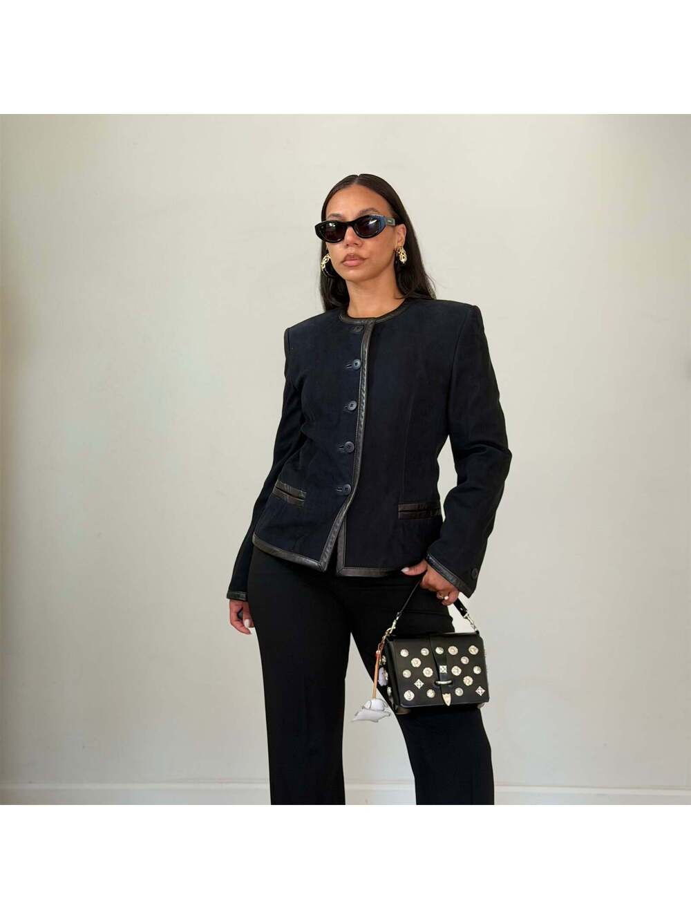 Escada - Picture 2 of 9